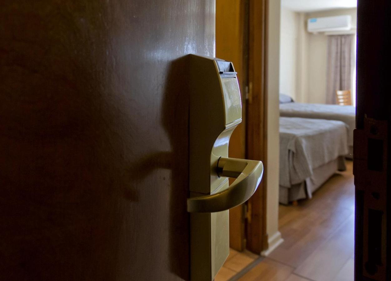 Hotel Atlantico Suites Мар дел Плата Екстериор снимка