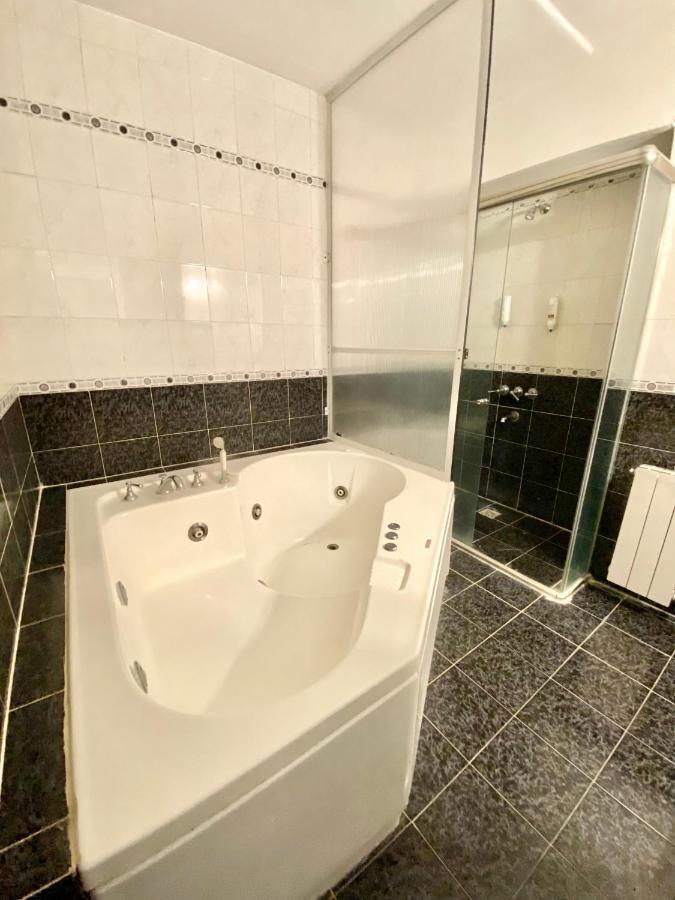 Hotel Atlantico Suites Мар дел Плата Екстериор снимка